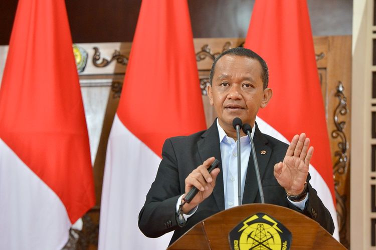 Menteri ESDM Bahlil Lahadalia. Pada Jumat (24/10/2025), Menteri ESDM Bahlil mengatakan akan memberikan insentif perusahaan pabrik etanol untuk menyukseskan mandatori program E10 2027, ciptakan lapangan kerja dan kurangi impor BBM.