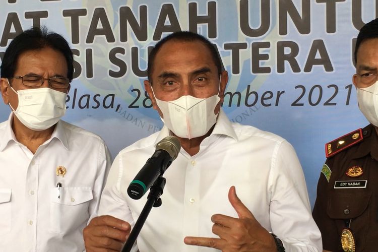 Gubernur Sumatera Utara Edy Rahmayadi mengklarifikasi tindakannya yang menjewer pelatih altet biliar PON Sumut, Khoiruddin Aritonang.