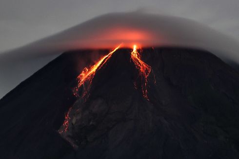 Gunung Merapi Luncurkan Awan Panas Guguran Sebanyak 7 Kali 