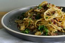 Resep Spaghetti Aglio Olio Mudah, Cocok untuk Makan Malam