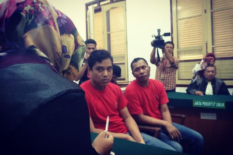 Brigadir Sofiyan bersama Alawi Muhammad alias Otong terbukti bersalah menjadi kurir 14 kilogram sabu, keduanya dihukum majelis hakim PN Medan dengan 20 tahun penjara, Selasa (6/8/2019)