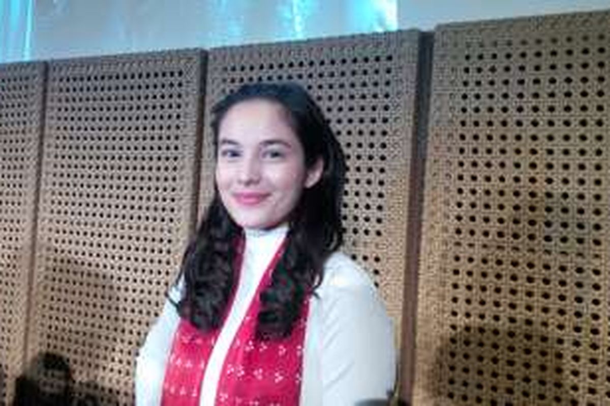 Chelsea Islan menghadiri jumpa pers pertunjukkan teater Bunga Penutup Abad, di Galeri Indonesia Kaya (GIK) Grand Indonesia, Thamrin, Jakarta Pusat, Kamis (4/8/2016).