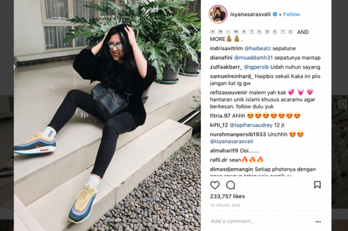 Isyana Berpose di Instagram, Sneaker-nya Bikin Heboh Netizen...