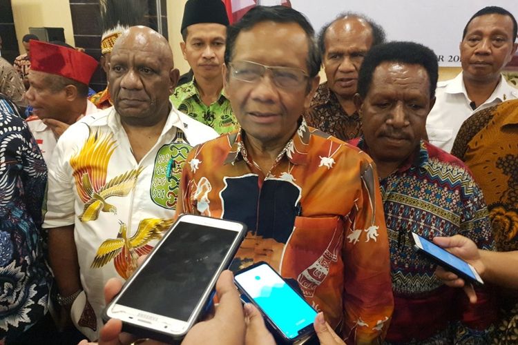 Menkopolhukam Mahfud MD ketika berada di Jayapura, Papua, Sabtu (30/11/2019)