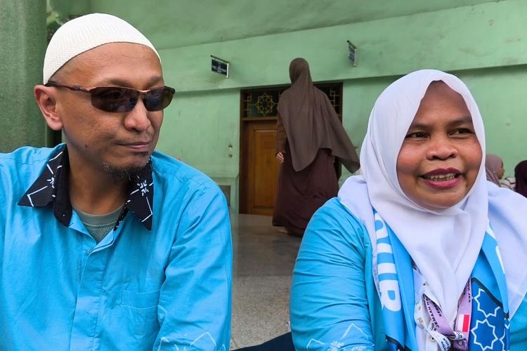 “Istri Jadi Kaki dan Tangan Saya Selama di Tanah Suci” Kisah Andry Pergi Haji Saat Cedera