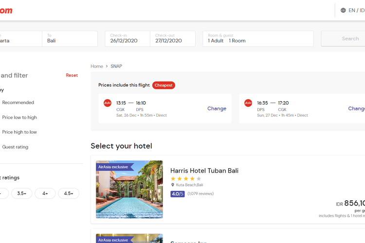 Tangkapan layar situs AirAsia yang menjual paket bundling SNAP dari AirAsia yang bekerja sama dengan PHRI untuk menawarkan harga tiket pesawat dan hotel yang menarik, Rabu (16/12/2020).