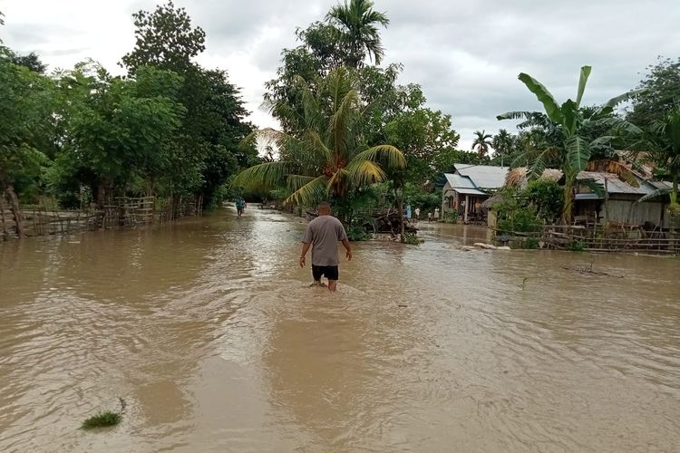 Banjir yang merendam rumah warga di Kabupaten Malaka, NTT