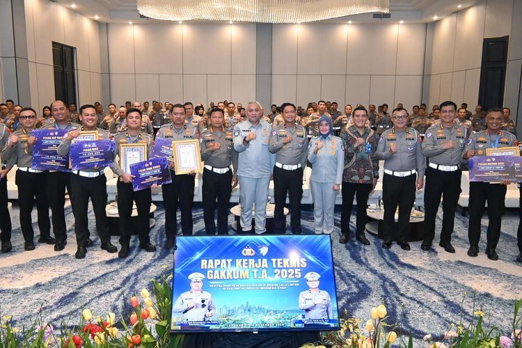 Jasa Raharja menghadiri Rapat Kerja Teknis (Rakernis) Direktorat Penegakan Hukum (Ditgakkum) Korlantas Polri Tahun Anggaran 2025 di Bandung, Jawa Barat, Rabu (12/11/2025).