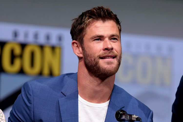Rahasia Chris Hemsworth Menjaga Berat Badan, Salah Satunya Makan Ubi Jalar