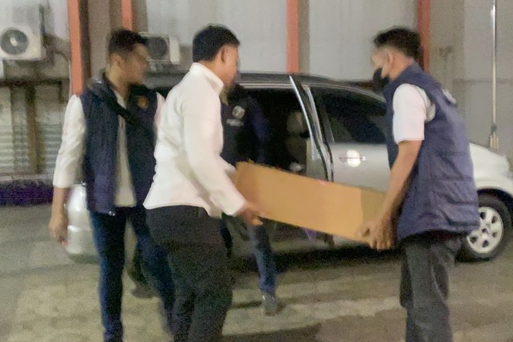 Puslabfor Ambil Sampel DNA di 3 Ruangan Sekolah Swasta Jaksel Usai Temuan 995 Senjata
