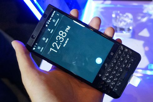 Melihat BlackBerry KeyOne, Ponsel Android dengan Keyboard Fisik
