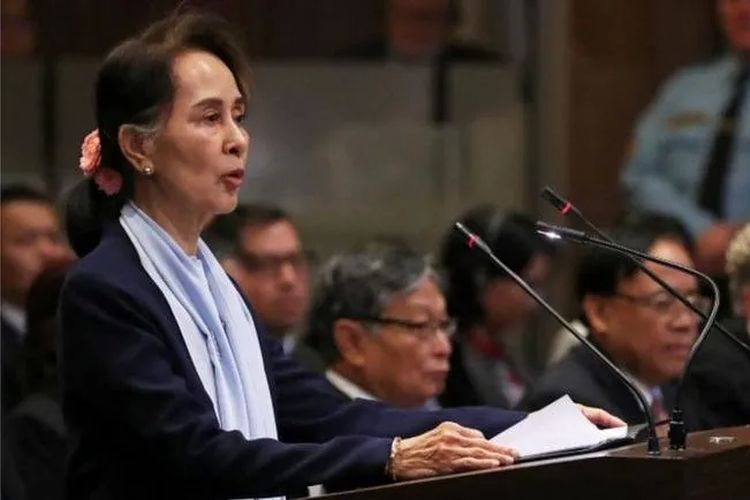 Pemimpin Myanmar Aung San Suu Kyi menyanggah tuduhan bahwa negaranya melakukan genosida di ICJ dalam sidang pada Desember 2019 silam. 