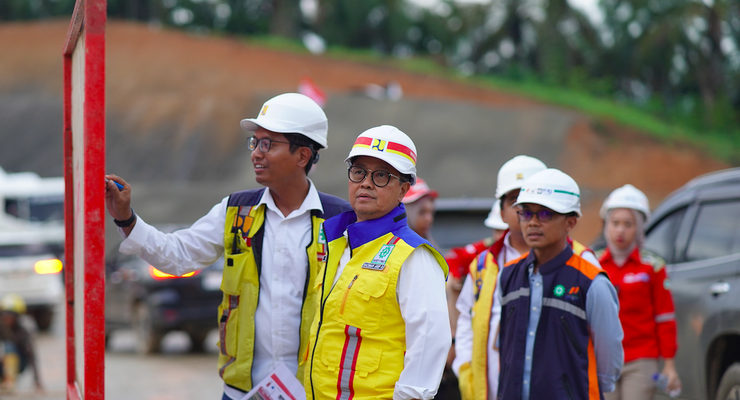 Pengaspalan Landasan Pacu Bandara Internasional Nusantara Tuntas 2024