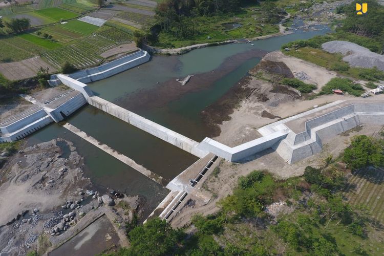 Pembangunan Sabo Dam.
