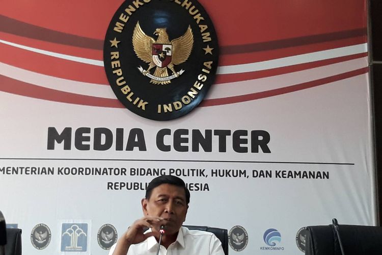 Menteri Koordinator Politik, Hukum dan Keamanan (Menko Polhukam) Wiranto di kantor Kemenko Polhukam, Selasa (24/9/2019).