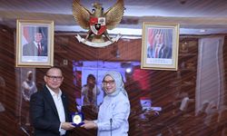 Target Penempatan 500.000 PMI pada 2026, Menteri PANRB Siap Dukung Penguatan Kelembagaan Kementerian P2MI