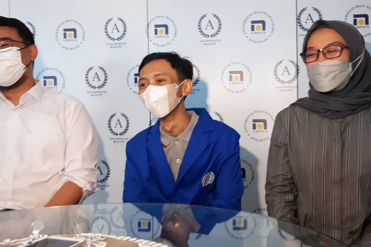 Sultan Gustaf Al Ghozali ditemui di Udinus Semarang, Kamis (13/1/2022)