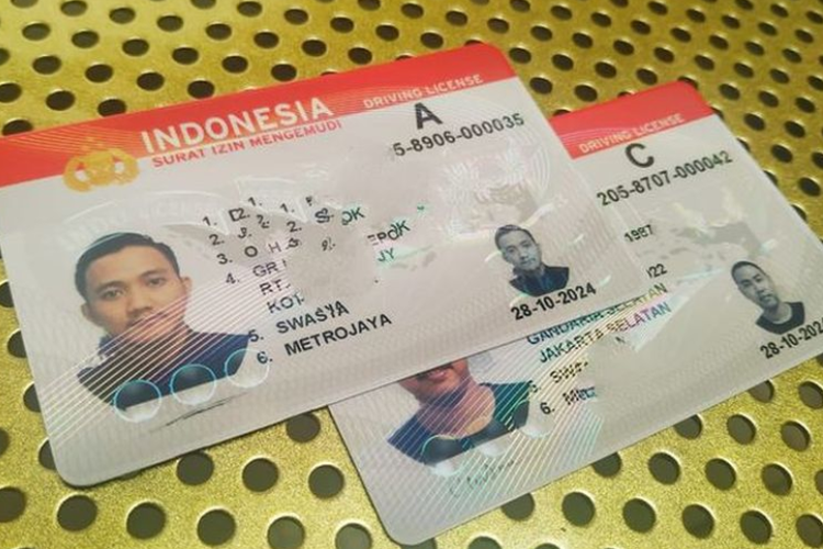 Biaya perpanjangan SIM A dan SIM C.