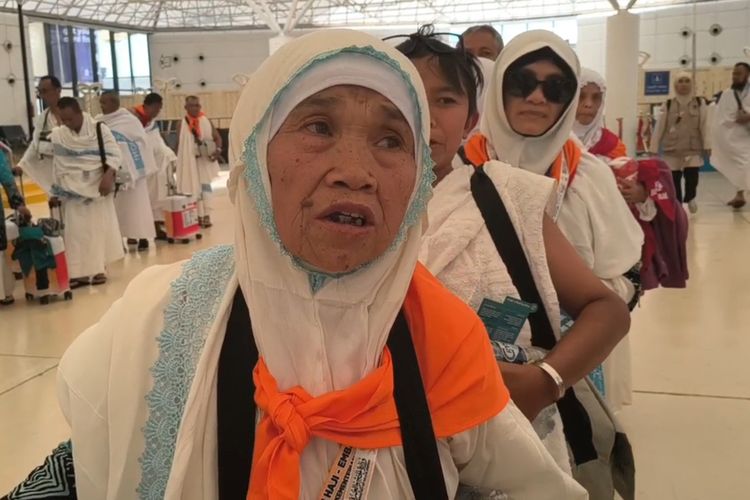 Kisah Mbah Painah: Berangkat Haji dari Jual Daun Pisang 14 Tahun