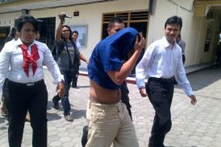 Cabuli anak di bawah umur, security bandara di Lombok ditangkap.