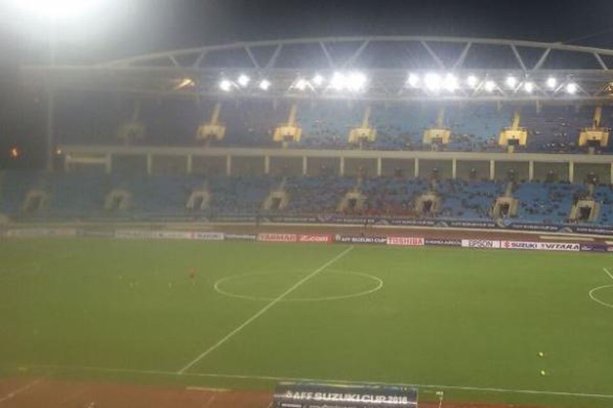 Suasana stadion Stadion My Dinh satu jam sebelum laga kedua semifinal Piala AFF 2016 antara Vietnam dengan Indonesia, Rabu (7/12/2016). Pada Senin (9/1/2023), Stadion My Dinh akan dipakai untuk menggelar laga leg kedua semifinal Piala AFF 2022 Vietnam vs Indonesia.