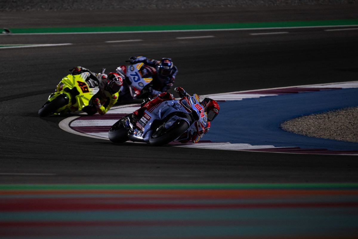 Marc Marquez dan Alex Marquez saat berlaga pada MotoGP Qatar 2024