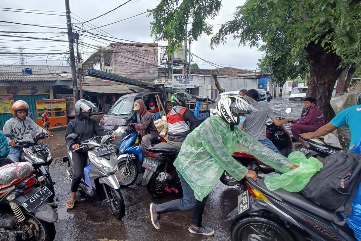 Situasi hujan lebat dan berpotensi banjir