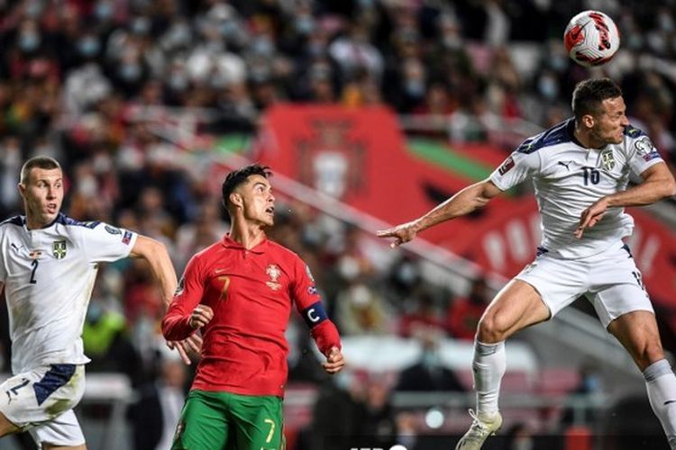 Kapten timnas Portugal, Cristiano Ronaldo, saat melawan Serbia pada lanjutan Kualifikasi Piala Dunia 2022.
