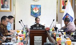 Mendagri Dukung Penuh Program Makan Bergizi Gratis, Minta Pemda Sediakan Lahan