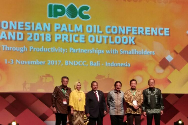 Pembukaan Indonesia Palm Oil Conference (IPOC) di Bali Nusa Dua Conference Center, Bali, Kamis (2/11/2017). 