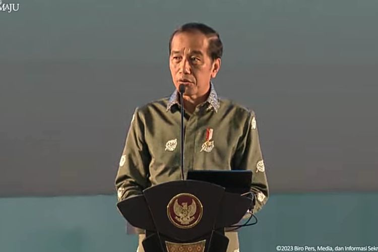 Jokowi: Keberlanjutan Industri Media Konvensional Hadapi Tantangan Berat