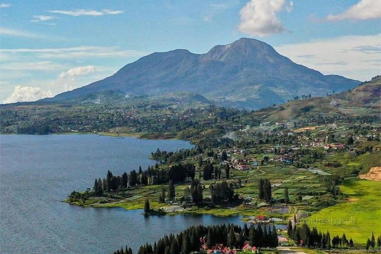 Pemandangan indah di Desa Wisata Alahan Panjang, Kabupaten Solok, Sumatera Barat