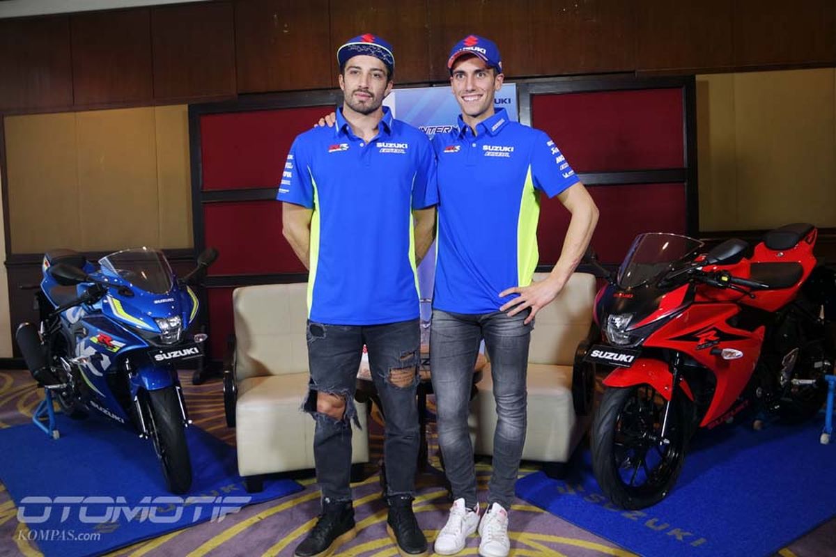 Dua pebalap Suzuki Ecstar Andrea Iannone dan Alex Rins berkunjung ke Indonesia, Jumat (2/2/2018).