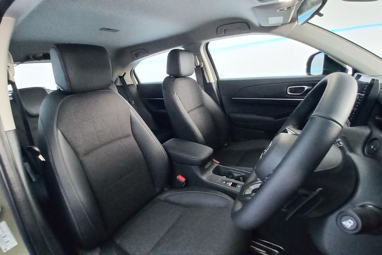 Ini Bagian Interior Mobil yang Paling Banyak Menyimpan Bakteri