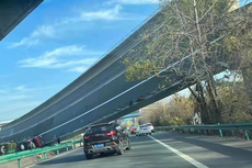 Jembatan Penghubung Jalan Tol China Ambruk Miring, 3 Orang Tewas dan 4 Luka-luka