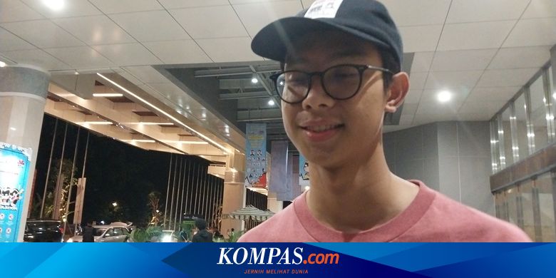 Saya Bantu Bapak sebagai Anak