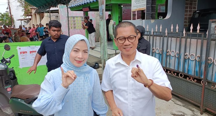 2 Calon Bupati Nyoblos di Kota Serang, Ditemani Menteri dan Anggota DPR