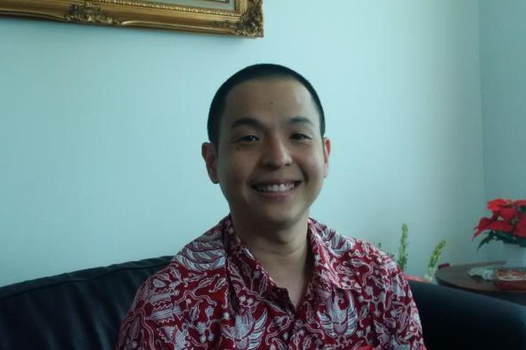 Ernest Prakasa ketika merayakan Hari Imlek di kediaman kerabatnya di kawasan Sunter, Jakarta Utara, Sabtu (28/1/2017).