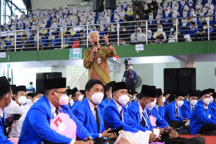 Gubernur Jawa Tengah Ganjar Pranowo mengisi kuliah umum di Universitas Muhammadiyah Semarang (UNIMUS), Senin (5/9/2022).