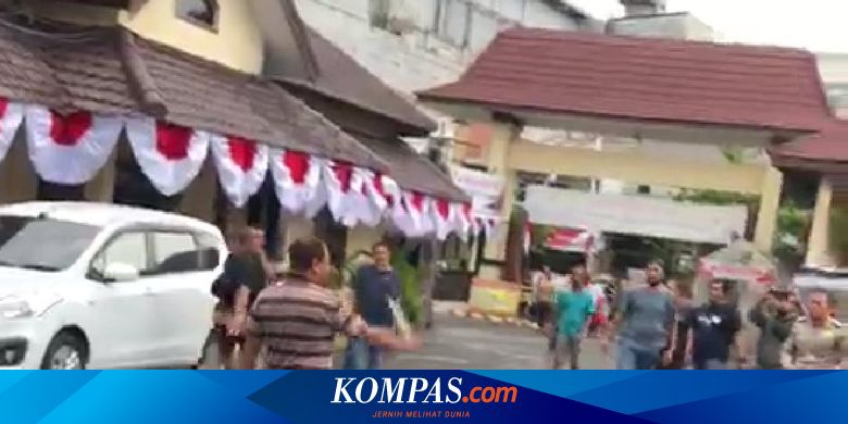 Pria yang Videonya Viral Ngamuk dan Acungkan Pisau di Mapolres Jember Ternyata Sakit Jiwa