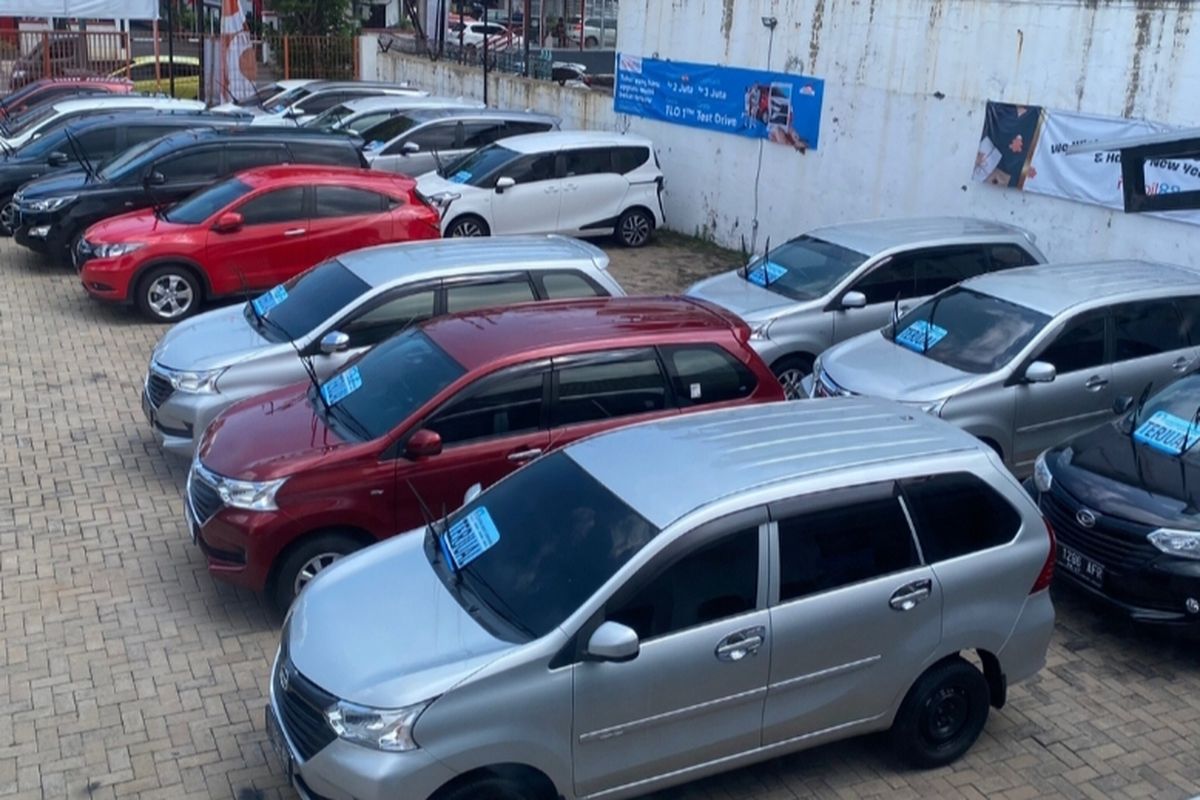 Penjualan mobil bekas MPV dan LMPV naik menjelang lebaran 