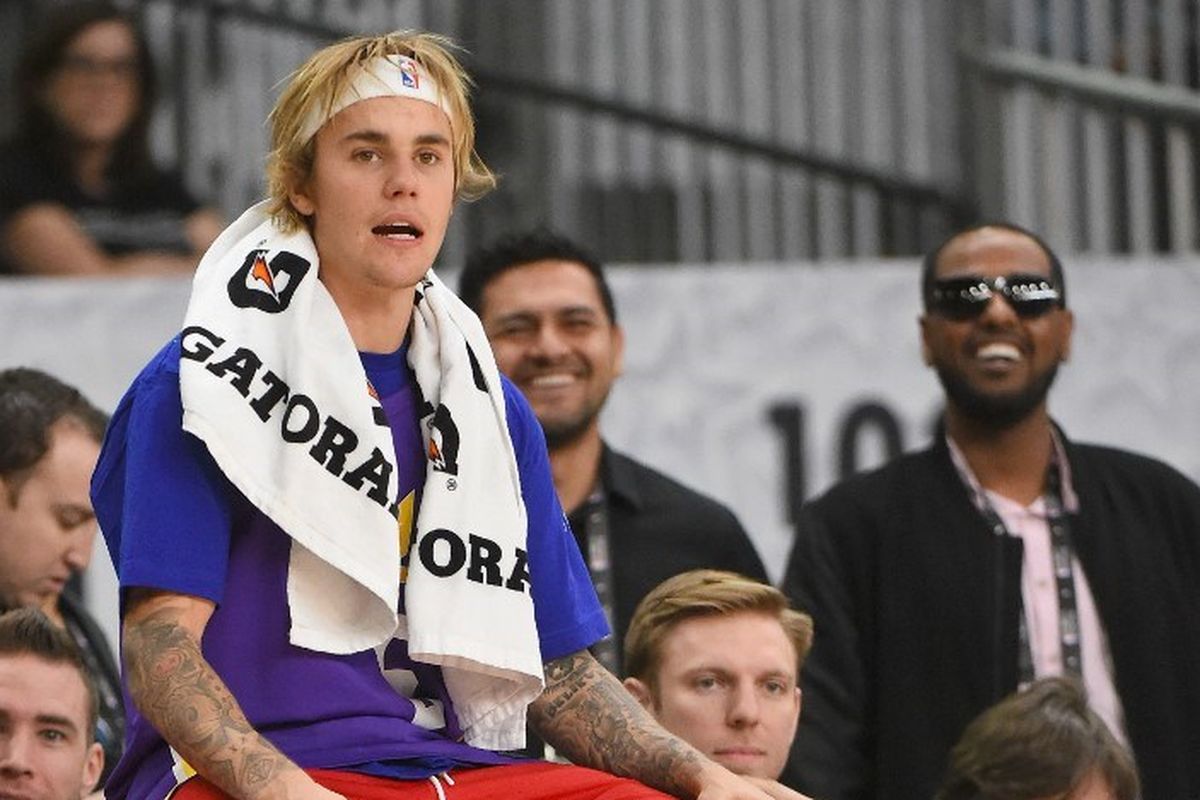 Penyanyi Justin Bieber menghadiri 2018 NBA All-Star Game Celebrity Game di Los Angeles Convention Center, Los Angeles, California, pada 16 Februari 2019. 