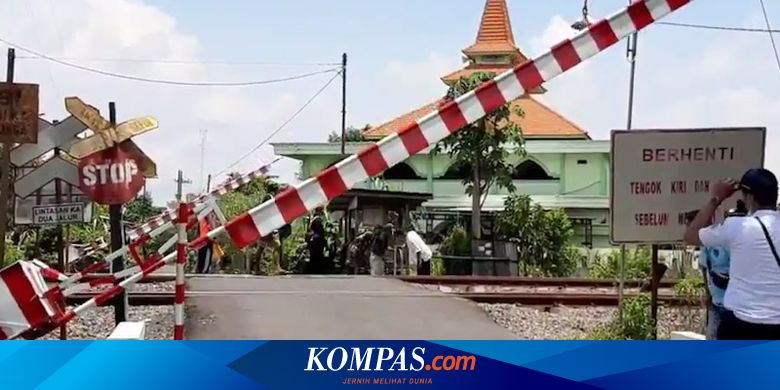 Disiplin Masyarakat Masih Jadi Masalah di Perlintasan Sebidang Kereta Api - Vimarsana News