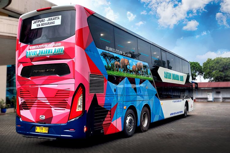 Bus AKAP baru PO Safari Dharma Raya