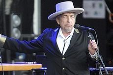 Bob Dylan Tak Akan Hadiri Acara Penganugerahan Nobel