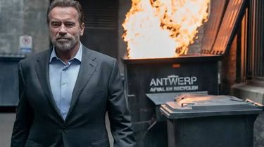 Arnold Schwarzenegger Kenang Titik Balik Hidup Saat Terima Gelar Doktor Kehormatan