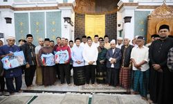 Kasatgas Tito Tutup Kunjungan ke Aceh dengan Shalat Subuh Berjemaah di Banda Aceh