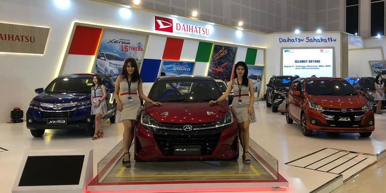 Daihatsu Ayla turbo sapa pengunjung GIIAS 2019 Surabaya