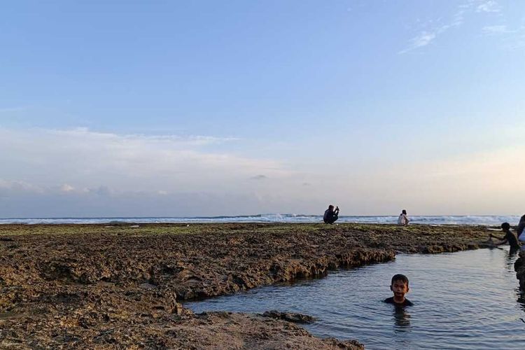 Jelang Libur Panjang, Wisatawan Diminta Waspada Aksi Pencurian di Pesisir Pantai Garut