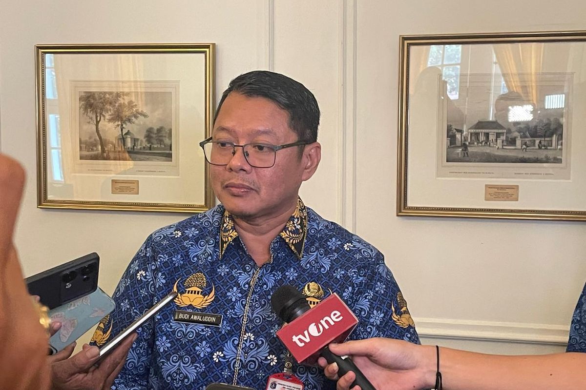 Kepala Dinas Kependudukan dan Pencatatan Sipil DKI Jakarta Budi Awaludin saat ditemui di Menteng, Jakarta Pusat, Kamis (25/4/2024).
